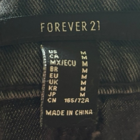 Forever 21 Black Denim Skirt Size Medium (M) - Picture 5 of 5